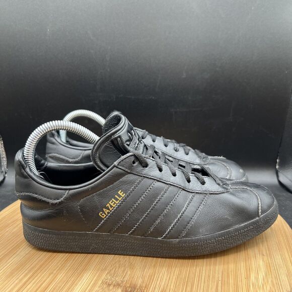 Adidas Mens Size 7 Gazelle Triple Black Leather Sneakers BB5497 Shoes
